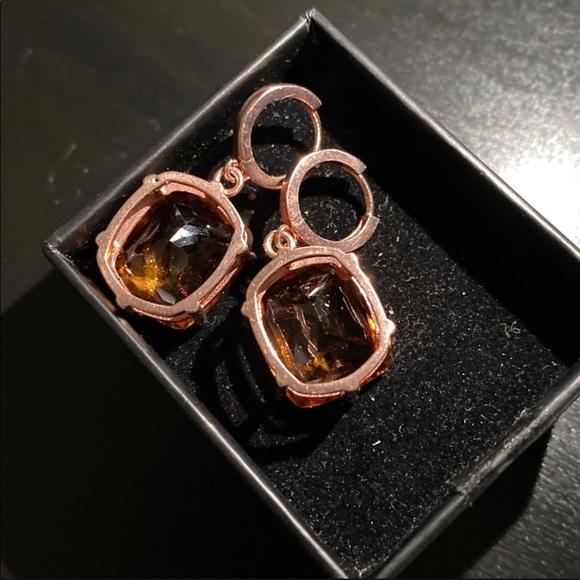 9.25 Silver Earring - Picture 3 of 3